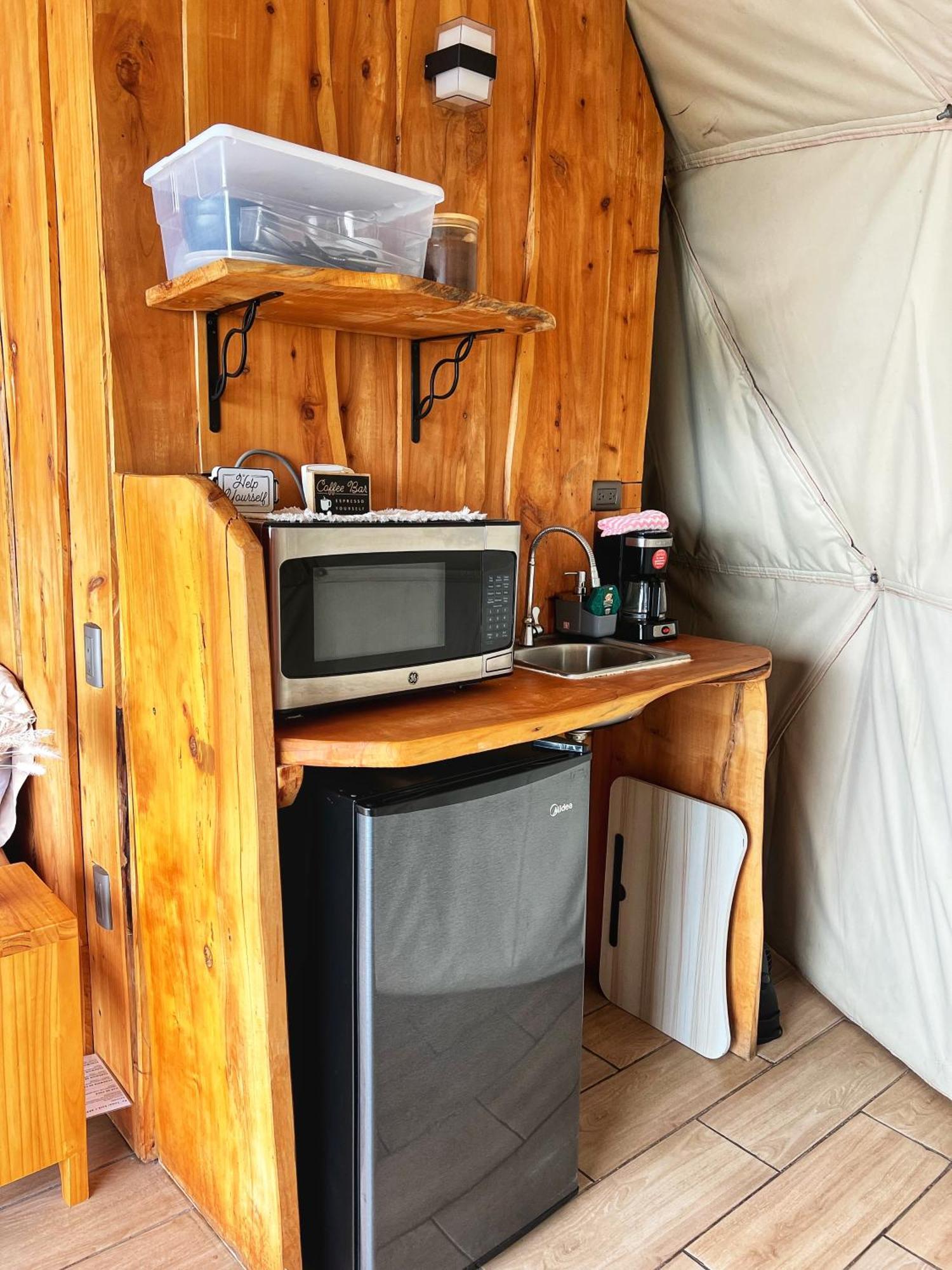 Green Noise Glamping Fraijanes Екстериор снимка